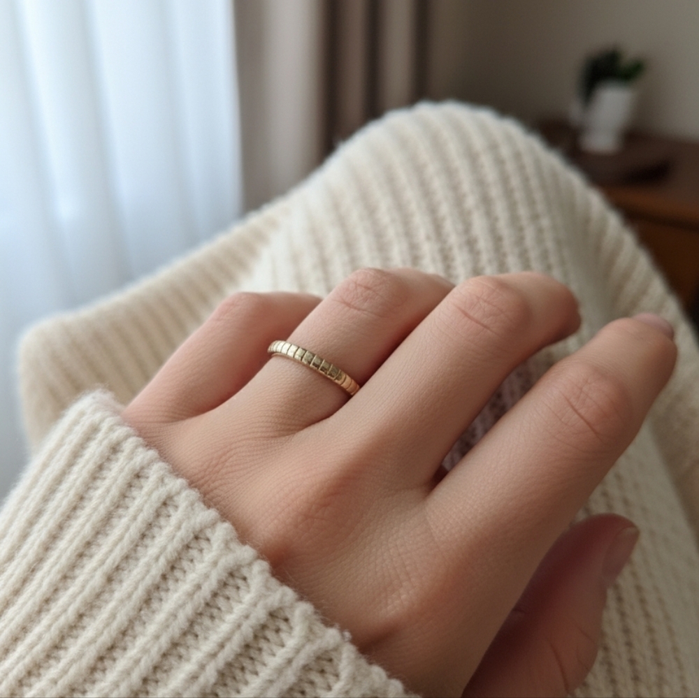 ✨️Vintage Coach Silver Textured Women's Band Ring✨️